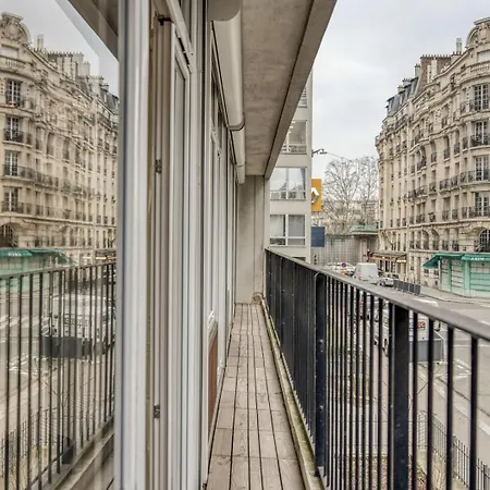 Cicek - 3 Et Balcon A Beaugrenelle פריז